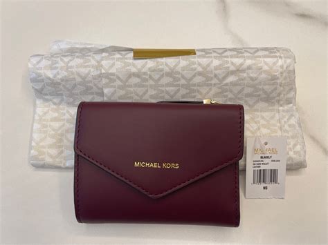 bifold wallet michael kors|Michael Kors Wallet maroon.